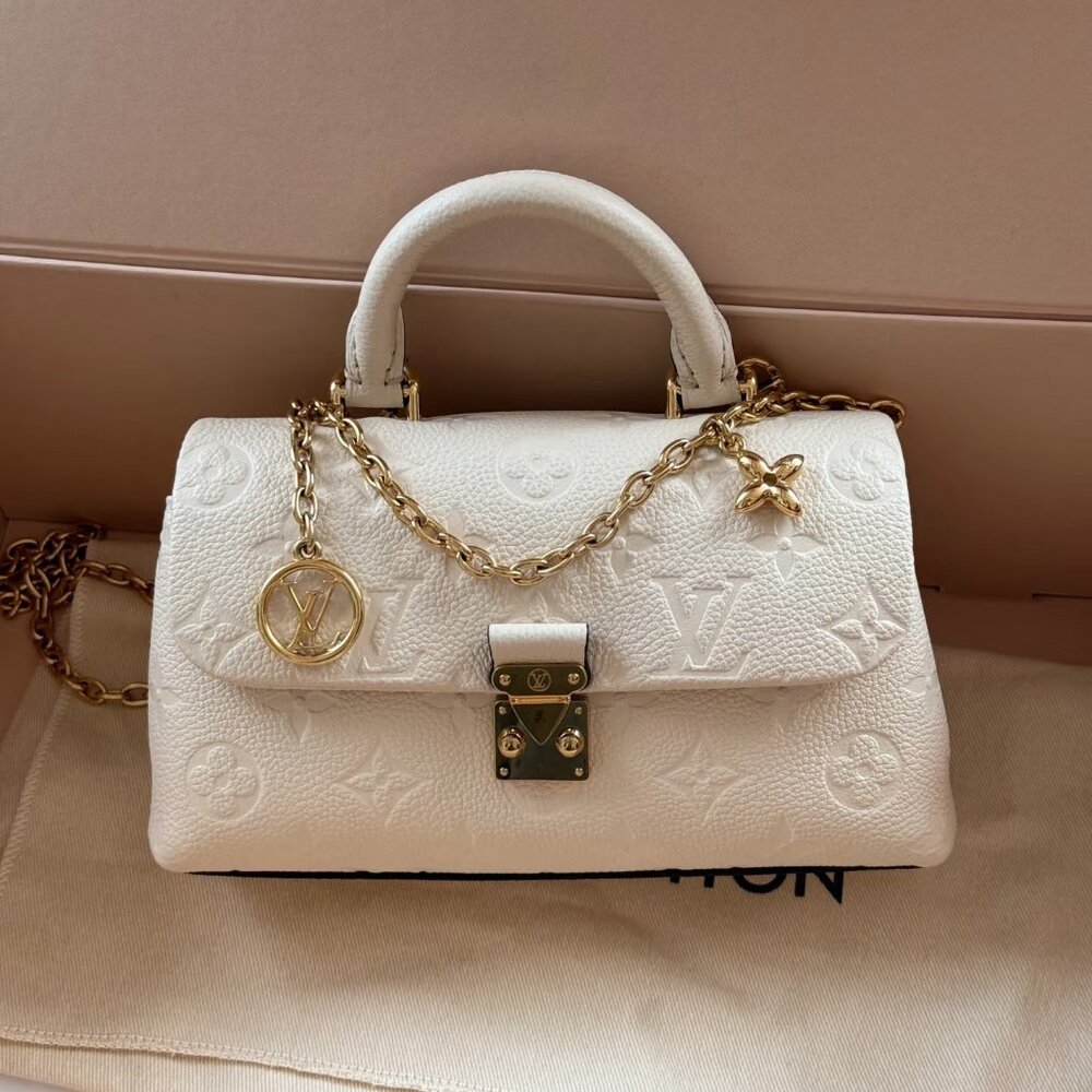 LV classic bags come to unlock the fashion code